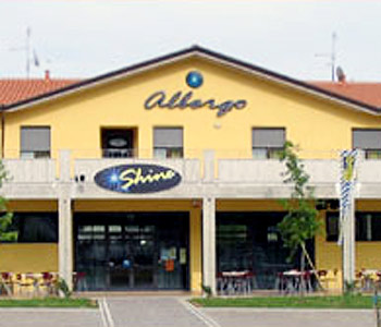 Hotel 2 stelle in Acqualagna Acqualagna - Shine