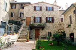 Bed and breakfast 2 stelle in Bettona Bettona - La Piazzetta
