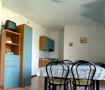 Residence 2 stelle in Brenzone Lago di Garda - Villa Margherita