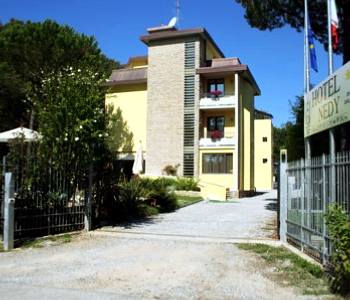 Hotel 3 stelle in Massa Versilia - Nedy
