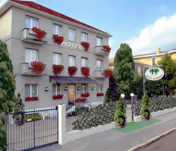 Hotel 3 stelle in Milano Viale Cermenate - Giardino