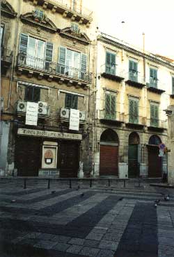 Bed and breakfast 3 stelle in Palermo Via Roma - Stazione Centrale - Ai Cartari