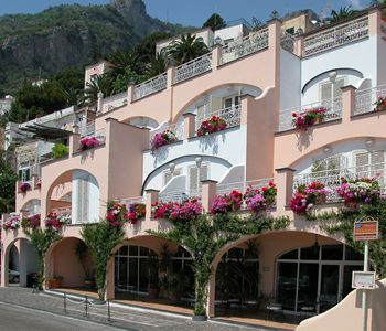 Hotel 4 stelle in Positano Fornillo - Best Western Pasitea