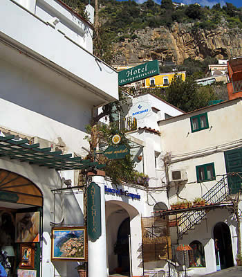 Hotel 2 stelle in Positano Spiaggia Grande - La Bougainville