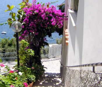 Hotel 3 stelle in Praiano Costiera amalfitana e sorrentina - La Perla