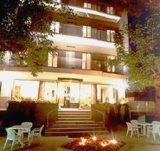 Hotel 4 stelle in Rimini Lungomare Di Vittorio - Derby