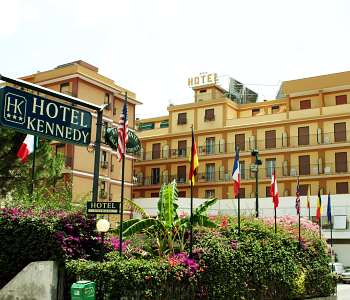 Hotel 3 stelle in Sant'Alessio Siculo Costa siciliana orientale - Kennedy