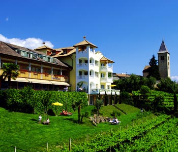 Hotel 3 stelle in Termeno sulla strada del vino Bolzano e Strada del vino - Garni Panorama