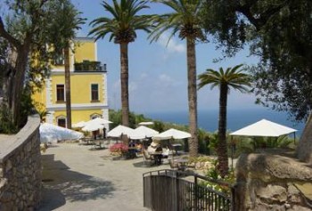 Bed and breakfast  in Vico Equense Costiera amalfitana e sorrentina - Palazzo Torre Barbara